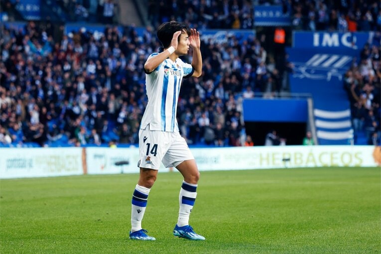 サディクのゴラッソにビックリの久保