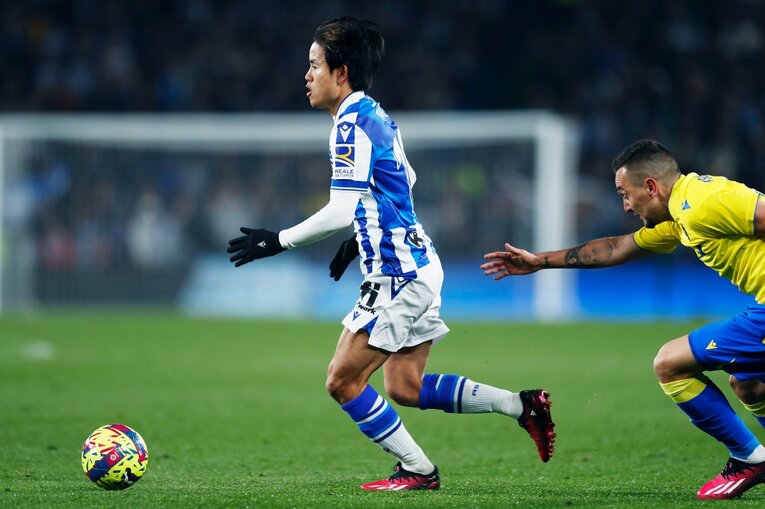 「久保建英と名手シルバの相性が抜群」な決定的瞬間…“90＋11分フル出場”を撮って感じるソシエダ監督の「クボへの高い信頼」(19)