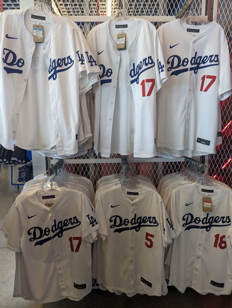 【ドジャース現地観戦写真】フリーマンと比べても、その数は多い　©Aki