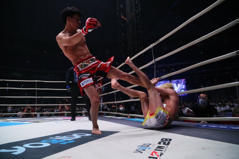 vsアラン“ヒロ”ヤマニハ（判定3-0、2021年9月19日）　©RIZIN