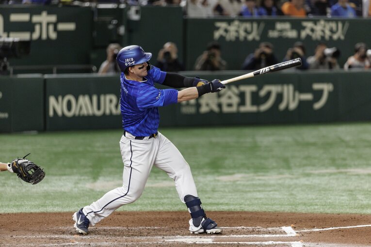 オースティンは出場さえできれば、強烈な打棒でベイスターズ打線の中核を担う　©Kiichi Matsumoto