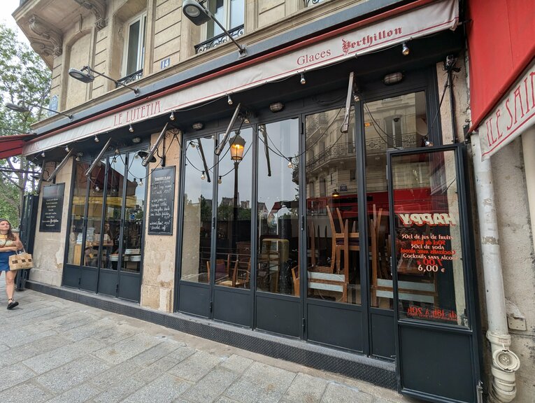 開会式当日のパリ市内　©Yu Saito