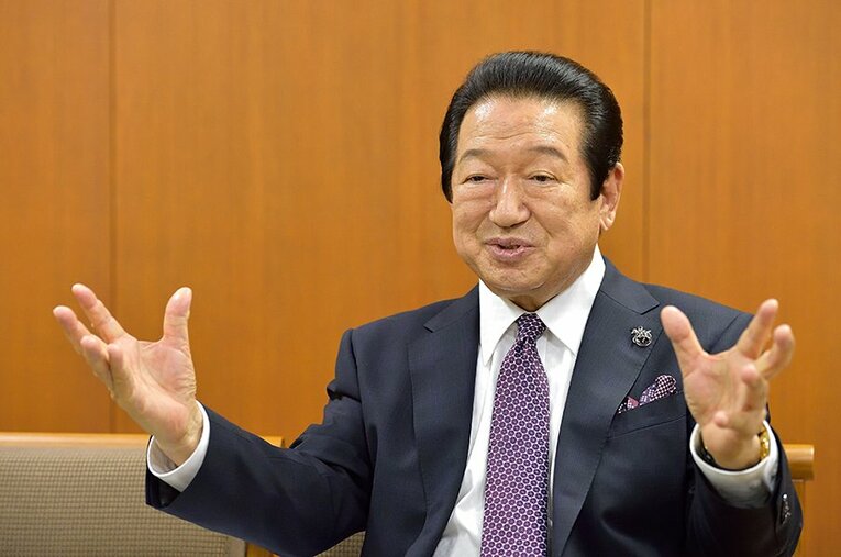 数々の番組の「顔」を務めてきたTVキャスターの草野仁さん（78）。学生時代から抜群の運動センスで数々の伝説を残してきた人物でもある ／ photograph by Takashi Shimizu