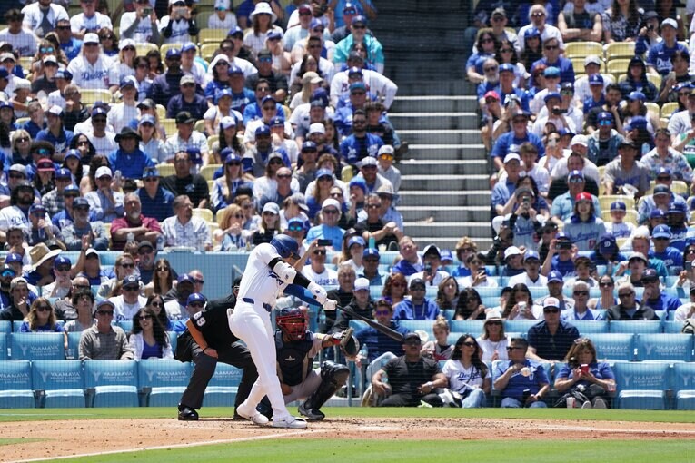 第2打席はレフト前ヒット（2枚目／全4枚） ©︎Shizuka Minami