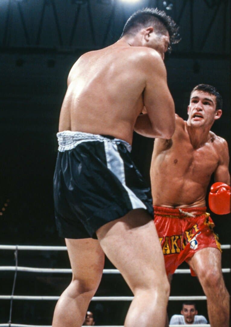 1992年10月4日、「カラテワールドカップ」で佐竹雅昭と対戦　©Susumu Nagao