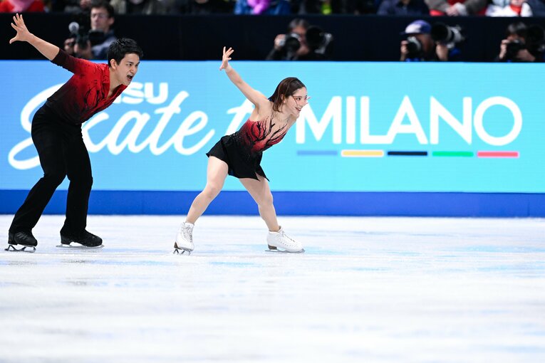 りくりゅうがGPファイナルで見せた美しい演技　©Asami Enomoto