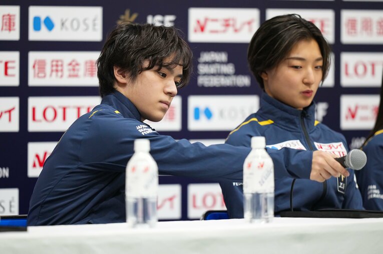 緊張が走った宇野の異例の選考方法への言及　©AFLO