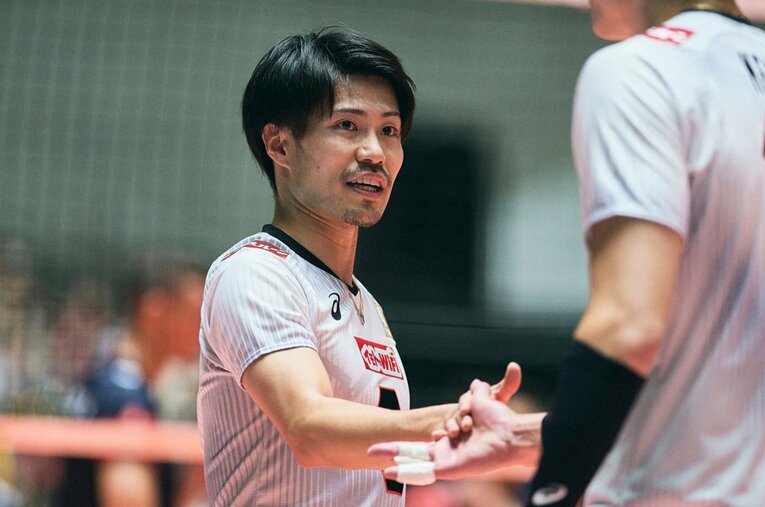 もうすぐ30歳となるセッター関田誠大。仲間たちのサポートにより、気持ちをリセットしてコートに立つことができた ／ photograph by Yuki Seunaga