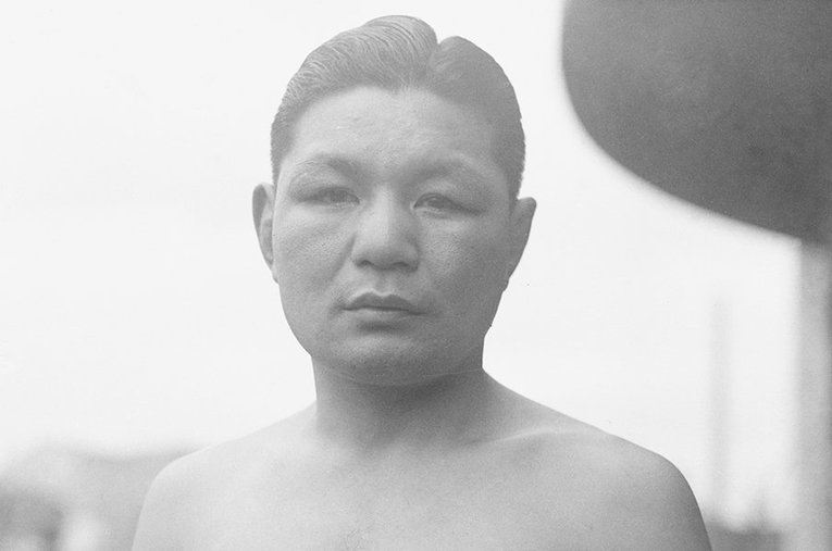 戦前～戦後の大スター拳闘家・ピストン堀口（堀口恒男） ／ photograph by KYODO