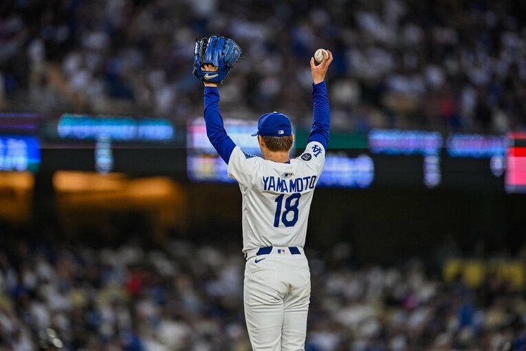 【“テレビに映らない”由伸写真】　©Nanae Suzuki