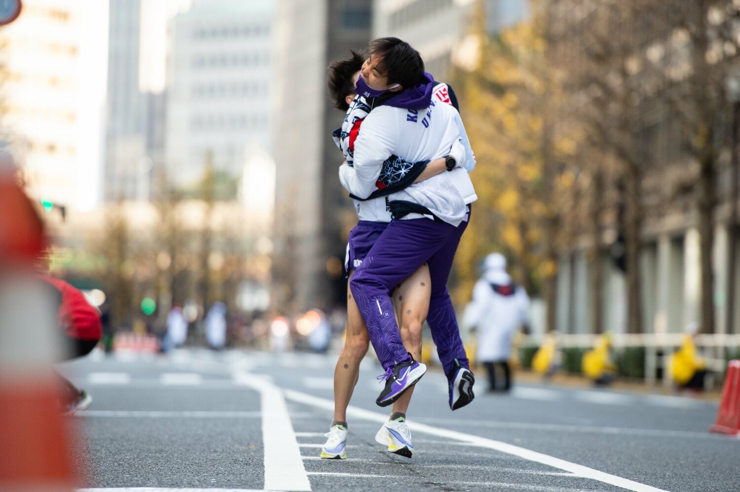 前回の箱根、最後のランナーを笑顔で出迎えた神戸　©Nanae Suzuki