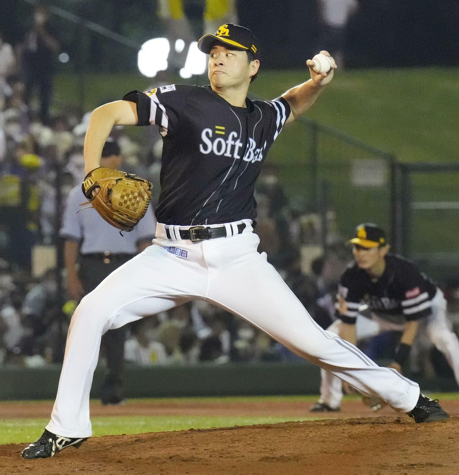 大関はホークス投手陣の一角に割って入った　©Kyodo News