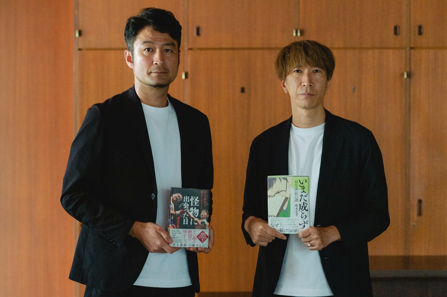 ノンフィクションが売れない？ 鈴木忠平と森合正範が語る”書き手の本音”「売れるということ」、そして「編集者に求めるものは…」＜Number Web＞ photograph by Wataru Sato