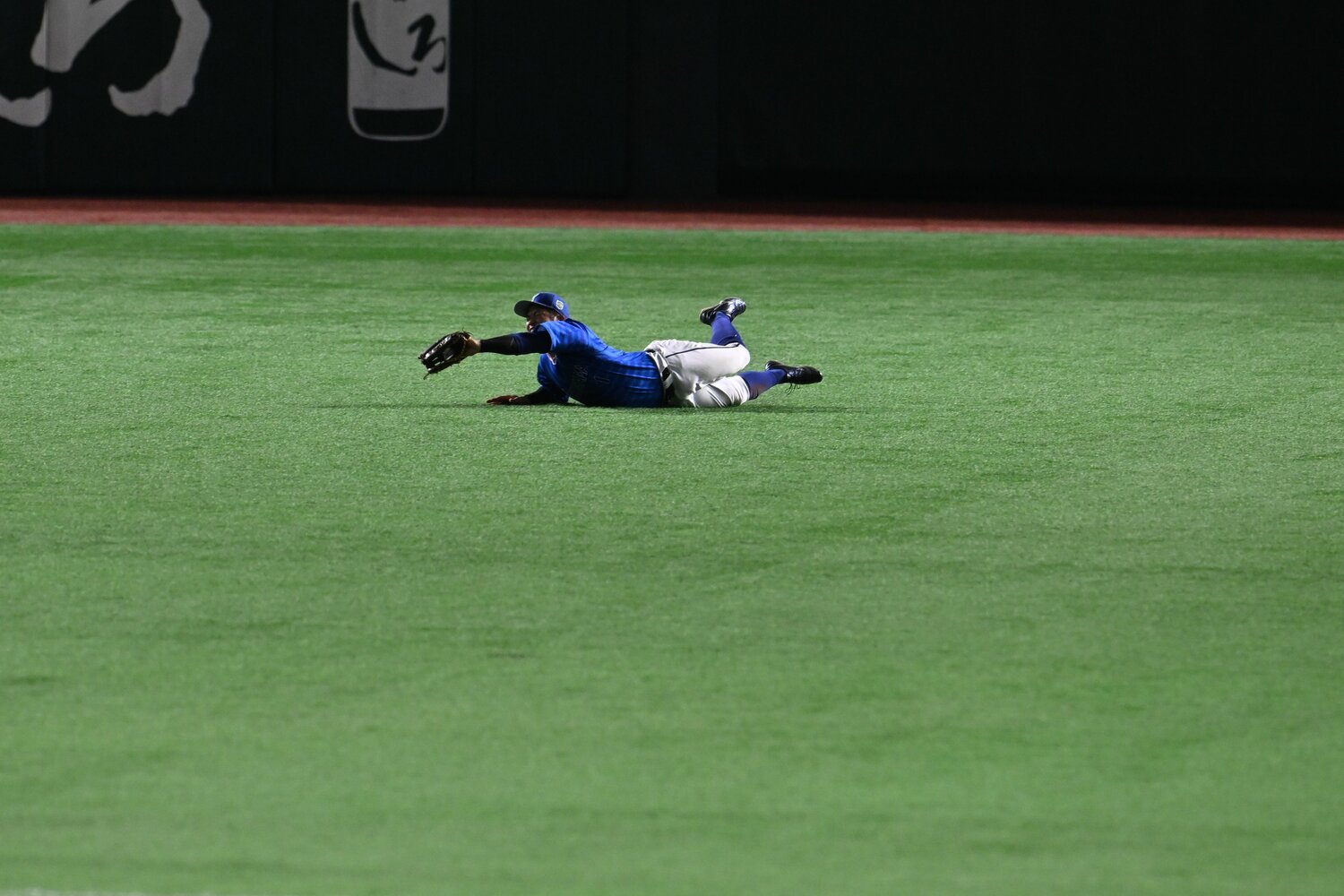 日本シリーズ第5戦、またも魅せた! 桑原のスーパーキャッチ(2枚目/全2枚中) ©Naoya Sanuki