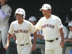 「東大・京大合格者が出る」福岡の公立進学校で甲子園4回…高校野球の暴力・カネに“染まらなかった”監督がいた「週16コマ授業」「練習後は塾へ」