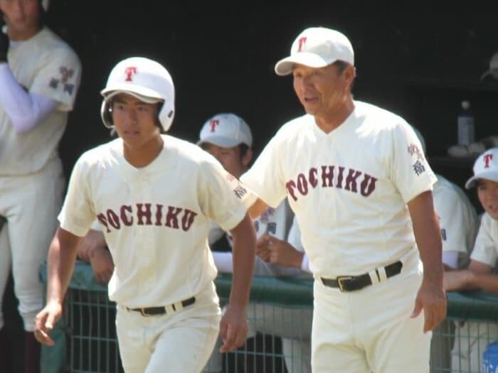 「東大・京大合格者が出る」福岡の公立進学校で甲子園4回…高校野球の暴力・カネに“染まらなかった”監督がいた「週16コマ授業」「練習後は塾へ」＜Number Web＞ photograph by Yuki Kashimoto