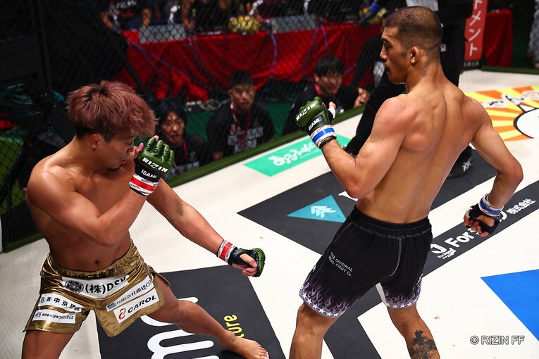 『RIZIN LANDMARK 6』佐藤将光vs.太田忍　©RIZIN FF