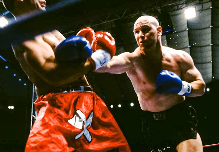 1997年11月、グランプリ準々決勝でアーツとの5度目の対戦　©Susumu Nagao