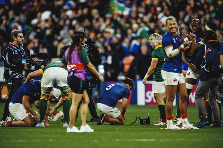 デュポンに言葉をかけるデクラーク　©︎Kiichi Matsumoto