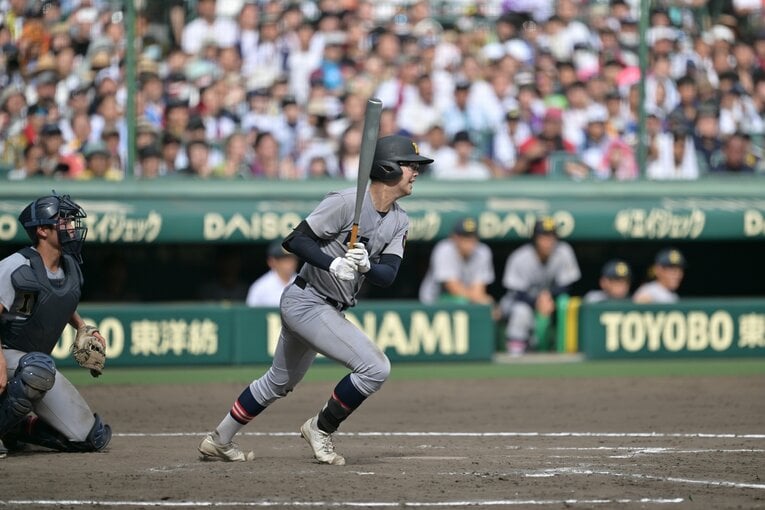 決勝では4番に座った「メガネの強打者」延末　©Hideki Sugiyama