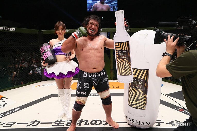 相撲界を懲戒解雇からRIZINへ…貴賢神がデビュー戦完敗でも見せた可能性とは？ 対戦した元警察官ファイターが絶賛した「凄い素質」(37)