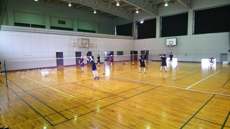 山口茜の母校・勝山高校女子バドミントン部の練習風景（2021年）