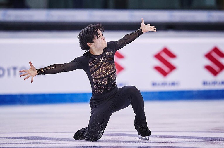 GPシリーズ・イタリア大会にて、SP7位からの逆転優勝を果たした鍵山優真。 ／ photograph by Getty Images