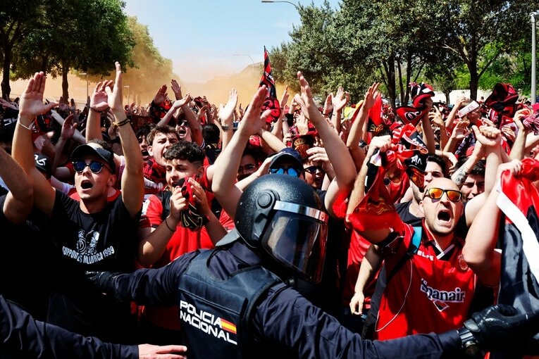 “久保建英は上手い”一方で…逃した決定機と残留への勝ち点　数日前に撮った“CLで強すぎるレアル”とのコントラスト〈撮影者の視点〉(5)