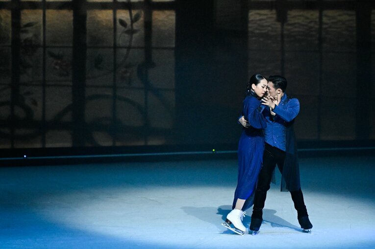 「母への永遠の愛を滑りたいな」浅田真央が明かすアイスショー『Everlasting33』に込めた“愛”「誰も見たことのない景色を届けたい」(64)