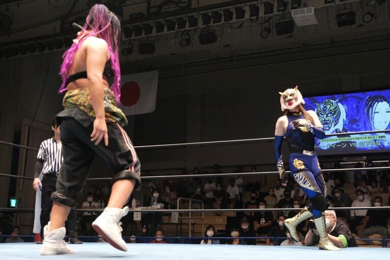 初代タイガーマスクを彷彿とさせる華麗なタイガーステップを披露