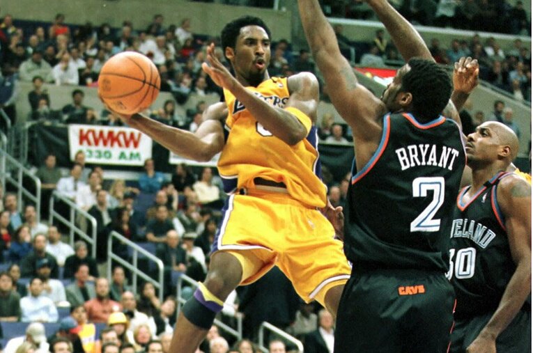 【追悼 コービー・ブライアント】コービー引退で湧き上がった、レイカーズ若手たちの決意。(2) ／ photograph by Koji Asakura