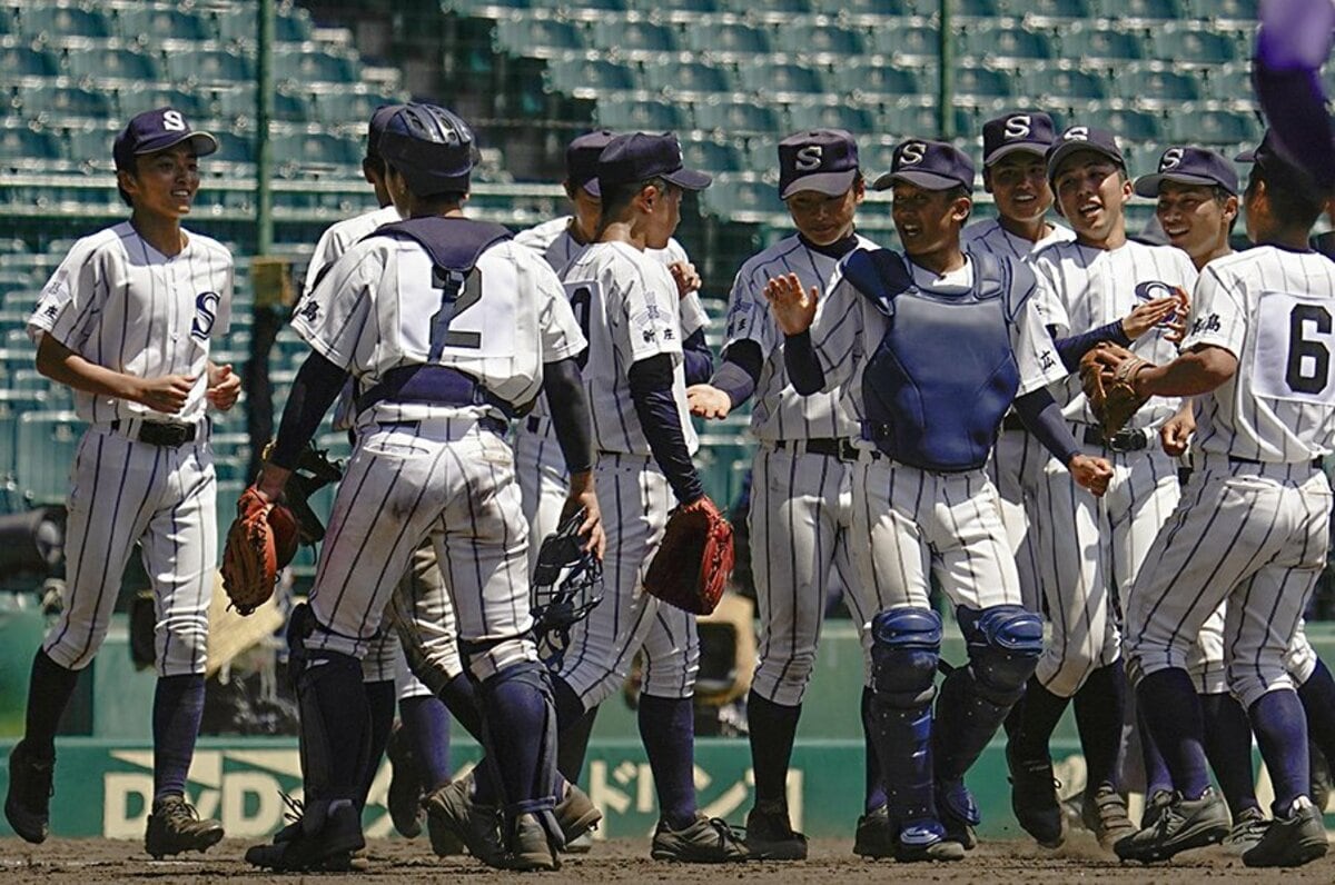 3年生の起用か 2年生の経験か 天理と広島新庄の別れた判断 2 3 高校野球 Number Web ナンバー