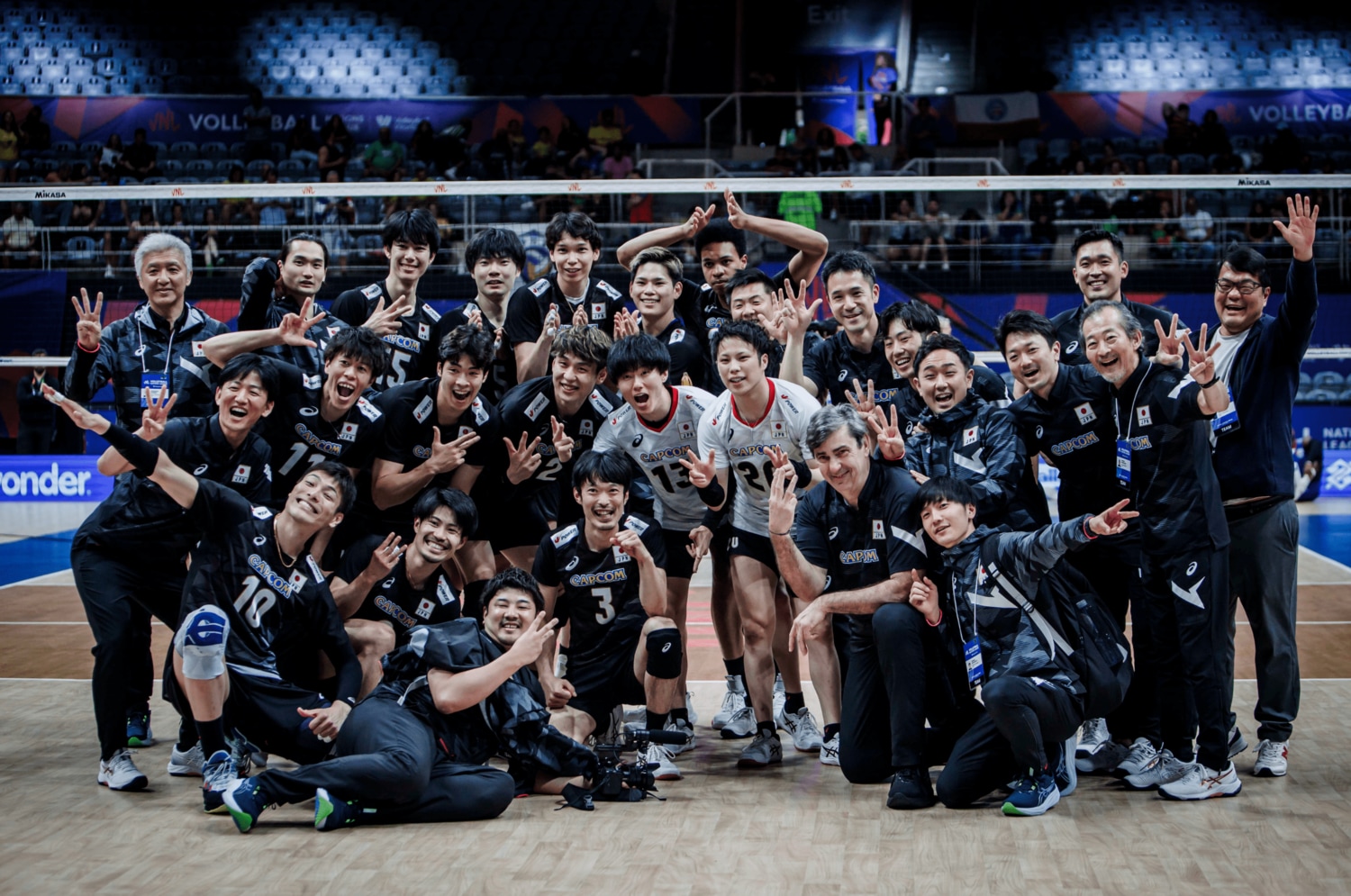 石川祐希と高橋藍の不在を感じさせない戦いぶりだったブラジルラウンド。チーム力の高さを感じさせた（VNLキューバ戦）　©︎Volleyball World