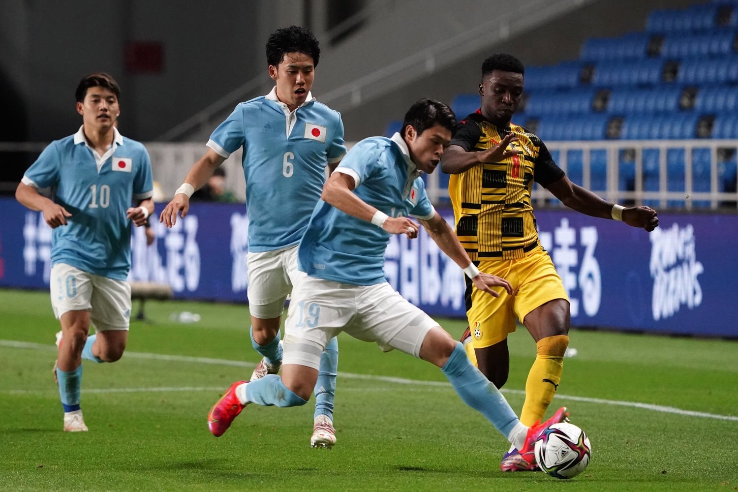 酒井宏樹、遠藤航ともにさすがのプレーを見せた©Koji Watanabe/Getty Images