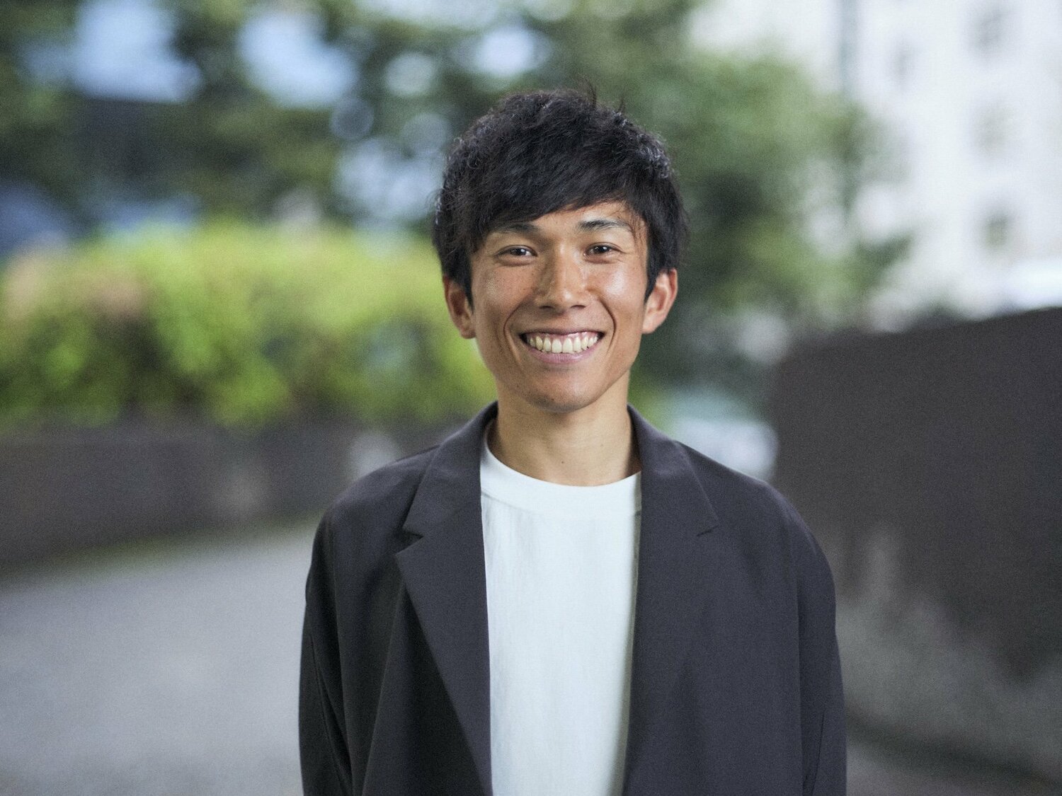 4月初旬、Numberのインタビューに応じた鈴木