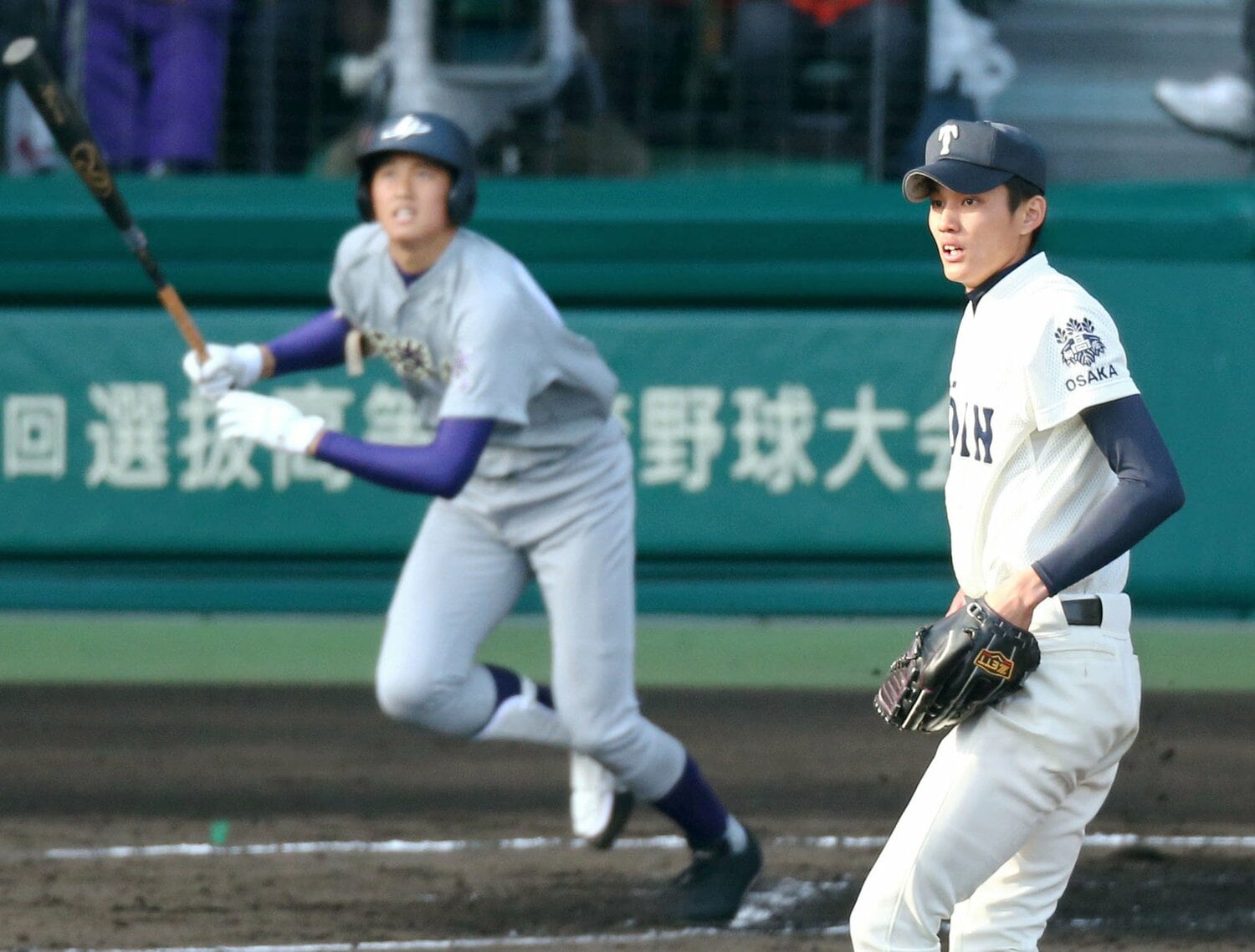 2012年センバツ甲子園の第3試合で花巻東と大阪桐蔭が対戦。2回裏、藤浪から先制本塁打を放った大谷 ©KYODO