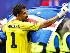 40歳GKボジーニャだけでない…“26年前は最弱国”カーボベルデW杯躍進のナゼ「質素なトラックで凱旋パレード」「総市場価格101億円は日本代表の1/5」