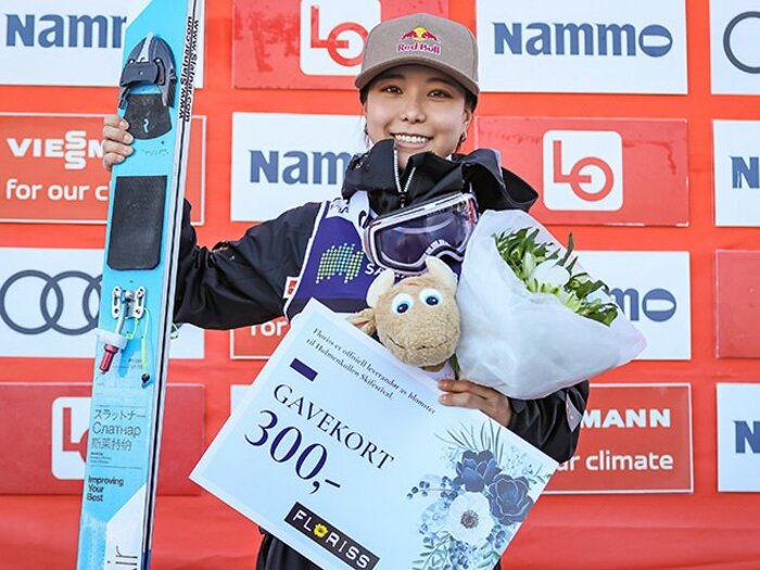 高梨沙羅と五輪の涙…世界一のジャンパーが自問自答してきた“なぜ五輪で勝てないのか?”「化粧、服装もそう。人間力を高めるため」<Number Web> photograph by AFLO