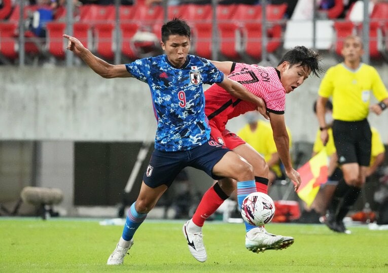 高いインテンシティで攻守に躍動した西村拓真　©Getty Images