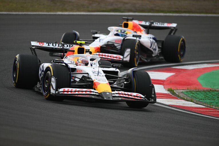 今季序盤2戦にRBで出走し、明るい表情を見せることが多かった角田　©Getty Images / Red Bull Content Pool