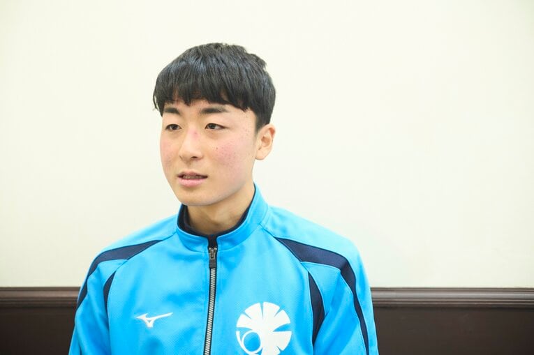 アルバイトは在宅でできる予備校の採点業務をやっているそう　©Atsushi Hashimoto