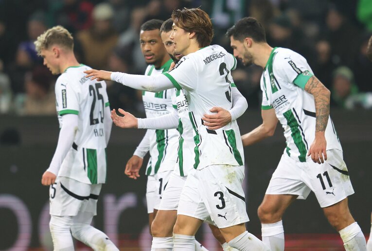 町野修斗が所属するキールと対戦した第14節、板倉のボルシアMGは4-1で勝利　©Getty Images