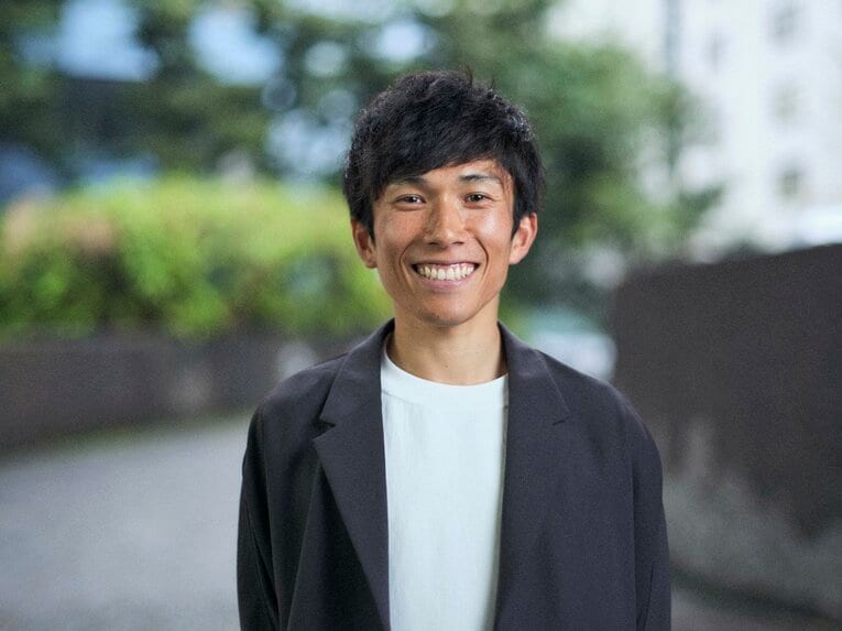 4月初旬、Numberのインタビューに応じた鈴木