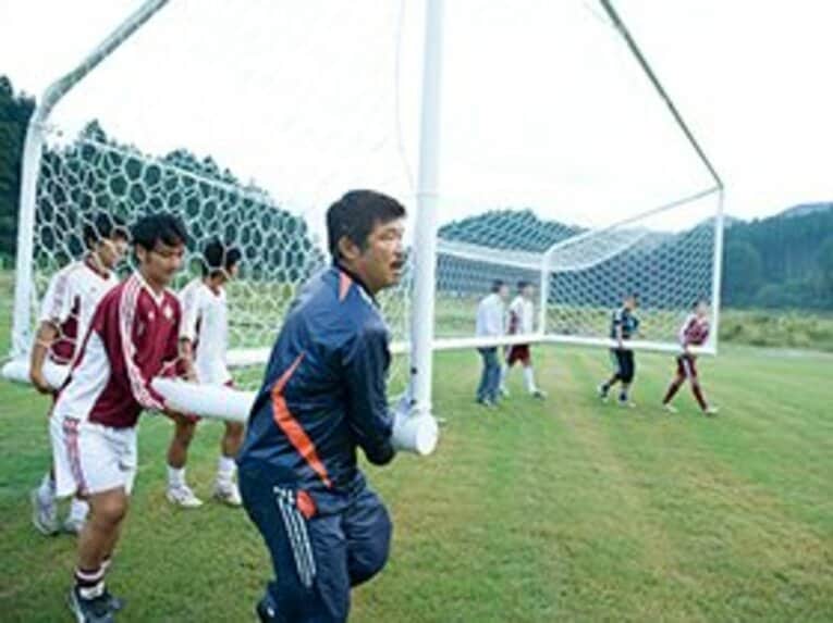 「ゴールがあるとサッカー場らしくなるよね」と久さん。