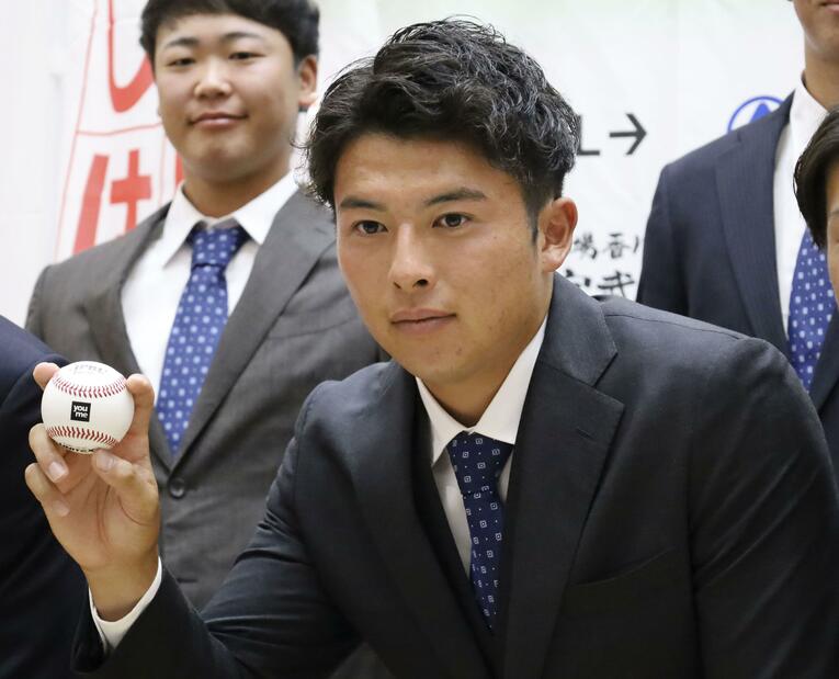 阪神2位指名の椎葉剛投手（IL徳島・182cm92kg・右投右打） ©KYODO