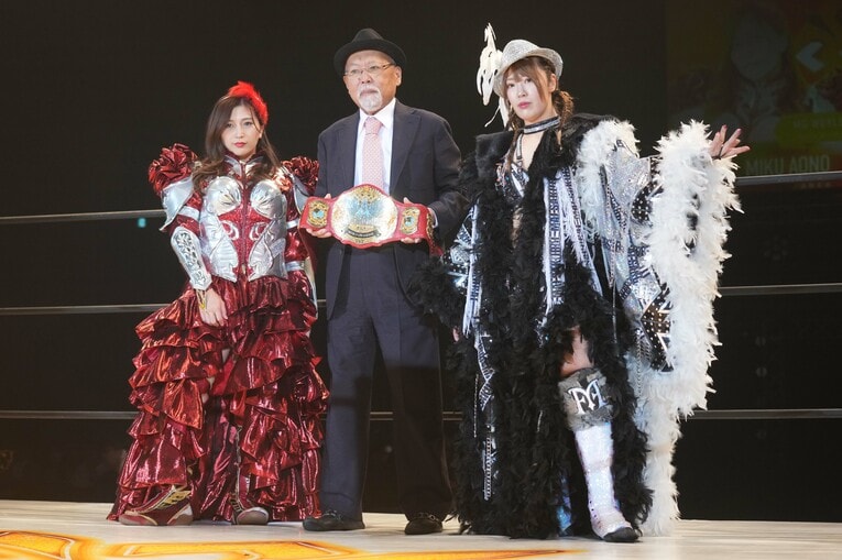 青野未来の持つワールド王座に挑む桜井麻衣。2026年1月3日、大田区総合体育館　©Essei Hara