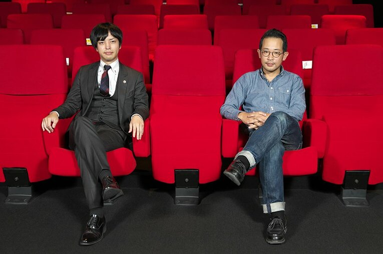 将棋ソフト「水匠」開発者で弁護士の杉村達也さん（左）と、吉沢亮主演映画「AWAKE」監督の山田篤宏さん（右） ／ photograph by Hideki Sugiyama