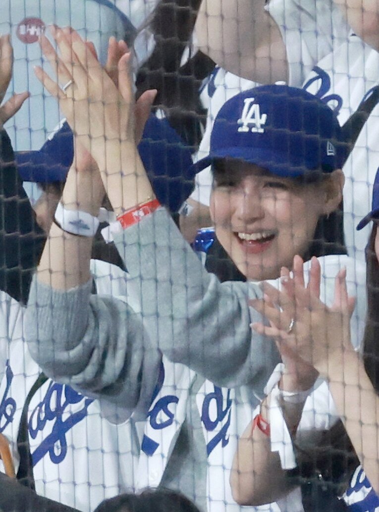 【開幕1戦目／20日】大谷の妻の姿も　©JIJI PRESS