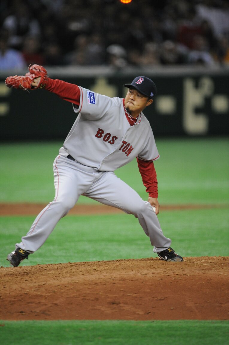 岡島秀樹のフォーム　©Hideki Suigyama