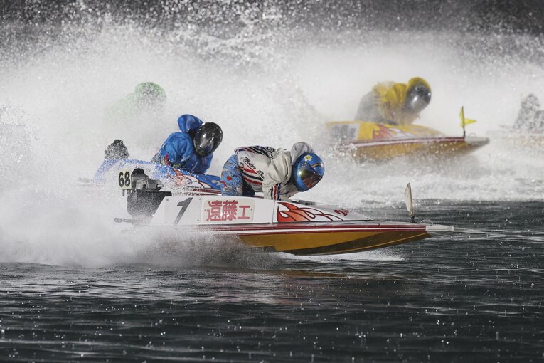 「圧倒的に男子が強い」ボートレース界で遠藤エミ“女子初のSG制覇”はどれほどの偉業なのか？ 現役記者「運だけでは100％勝てない」(66)